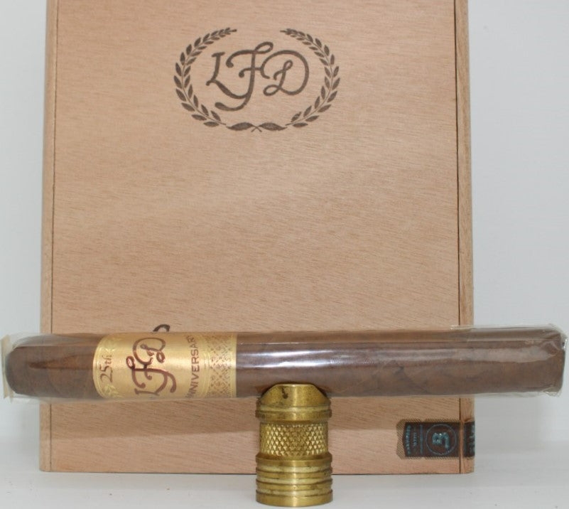 La Flor Dominicana 25th Anniversary