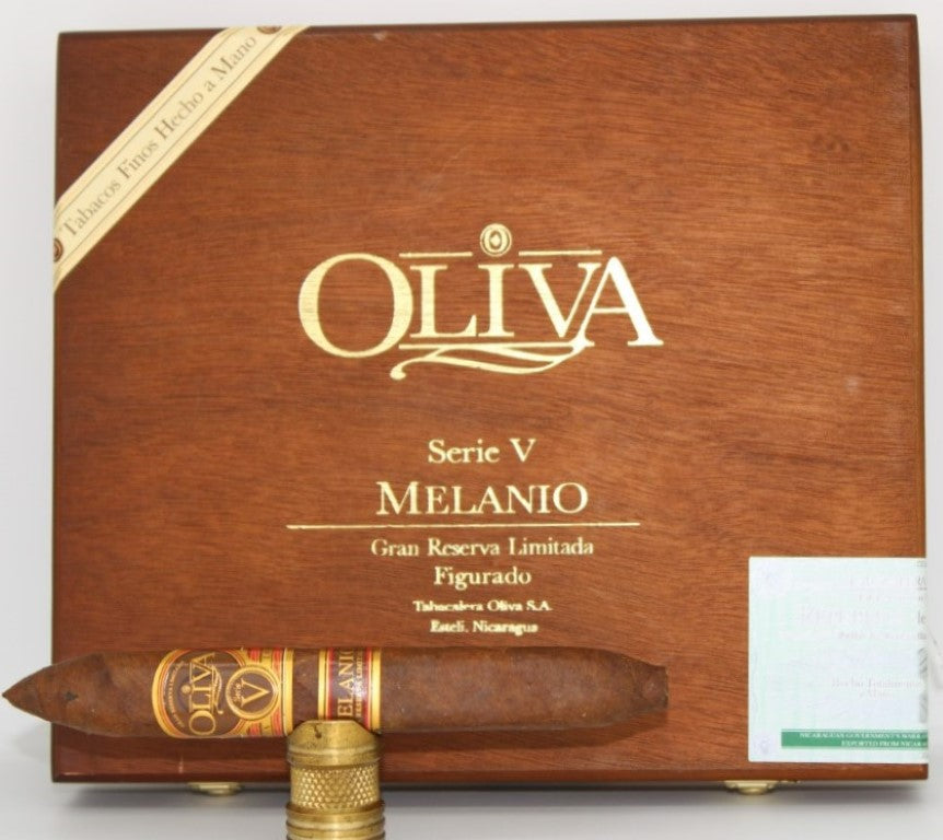 Oliva Serie V Melanio Figurado
