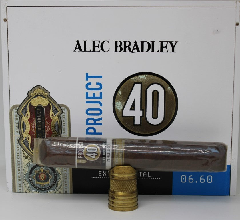 Alec Bradley Project 40 Maduro Gordo