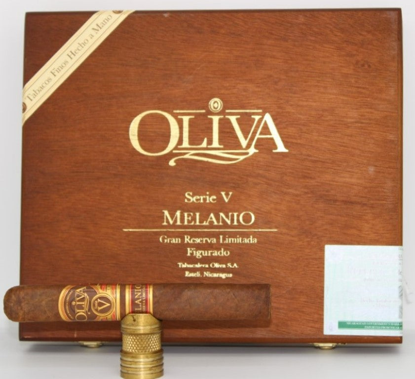 Oliva Serie V Melanio Toro